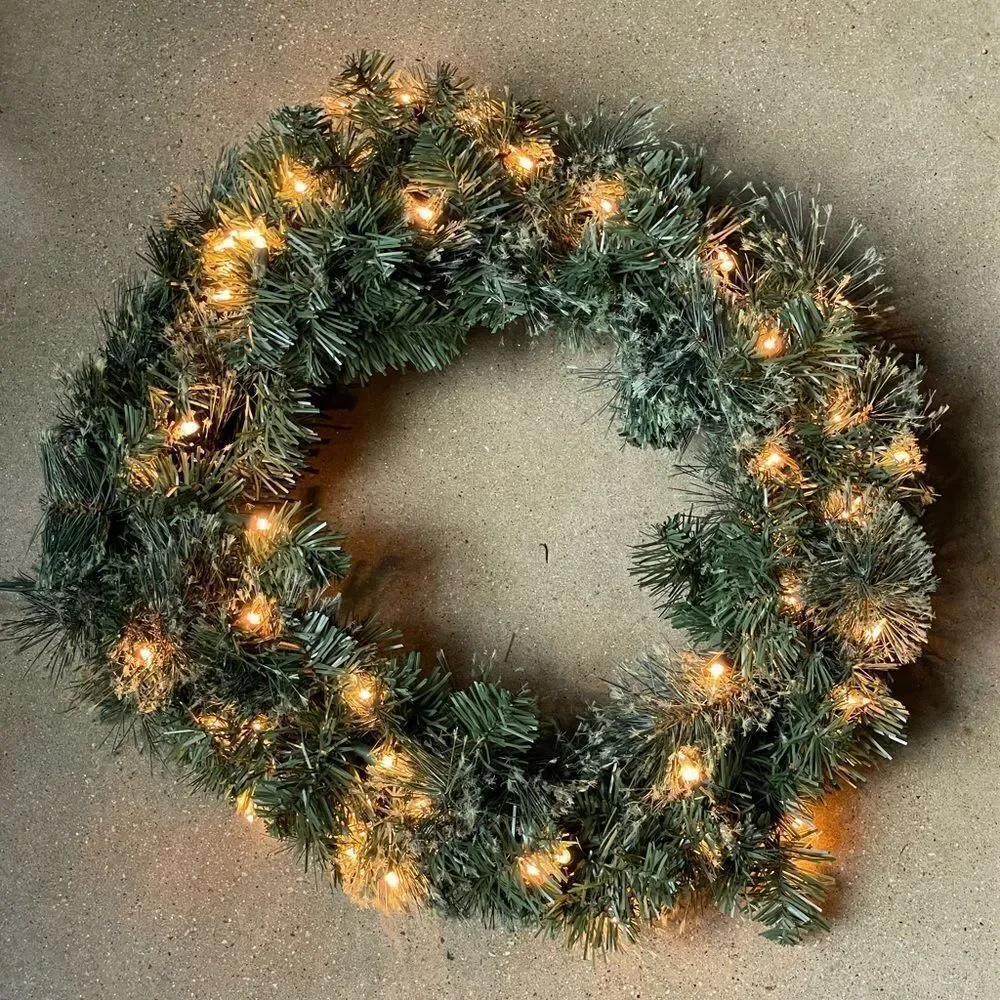 Pre-Lit Christmas Door Wreath (Plug-In Wreath!)